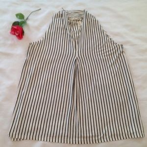 SALE  NWT Max Studio White Black Stripe Blouse